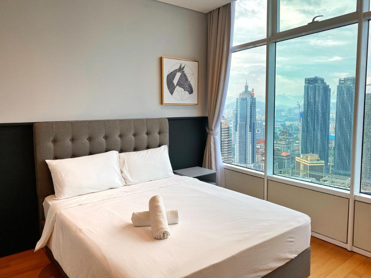 Sky Suites At Klcc By Like Home Kuala Lumpur Bagian luar foto