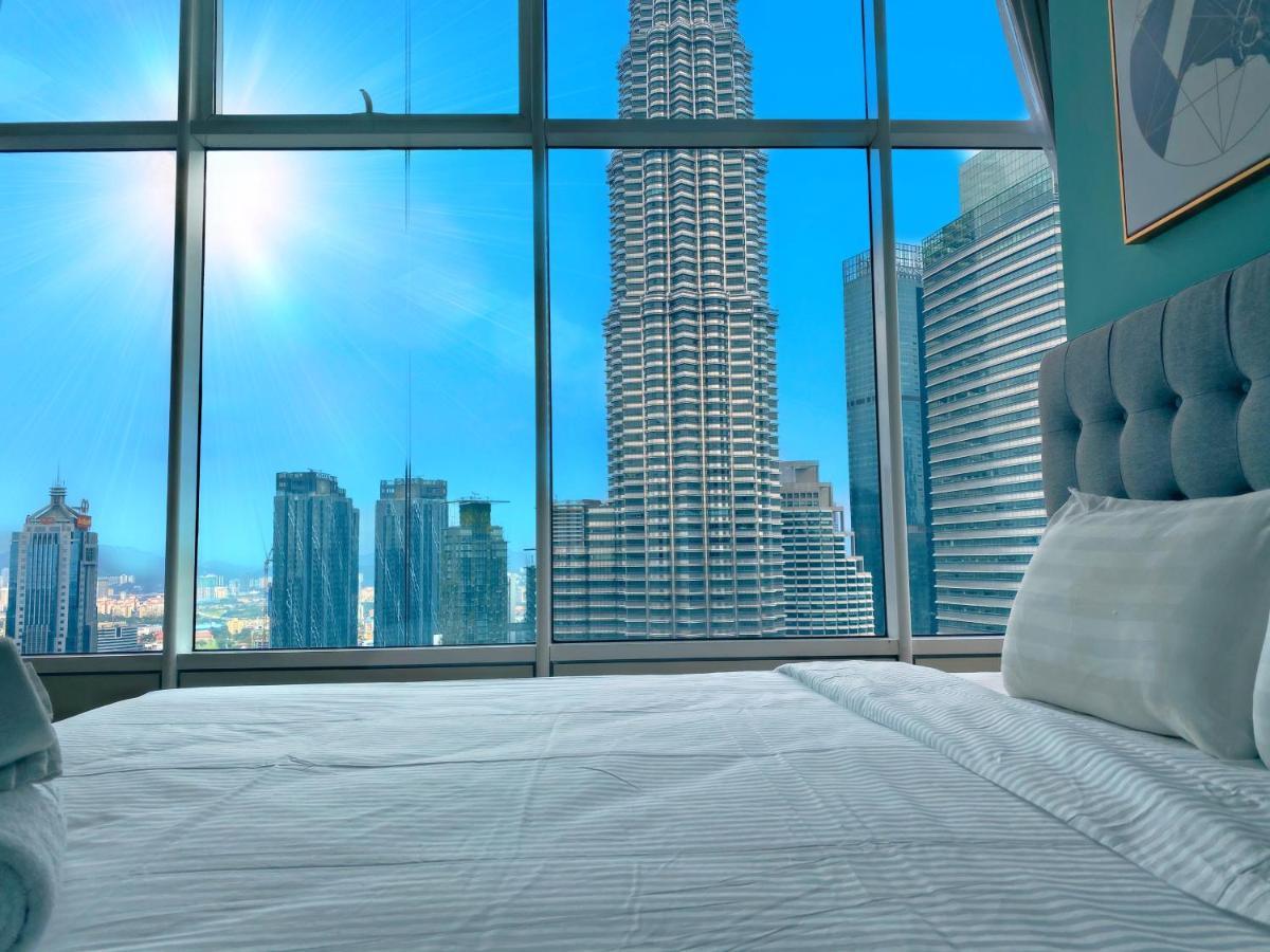 Sky Suites At Klcc By Like Home Kuala Lumpur Bagian luar foto